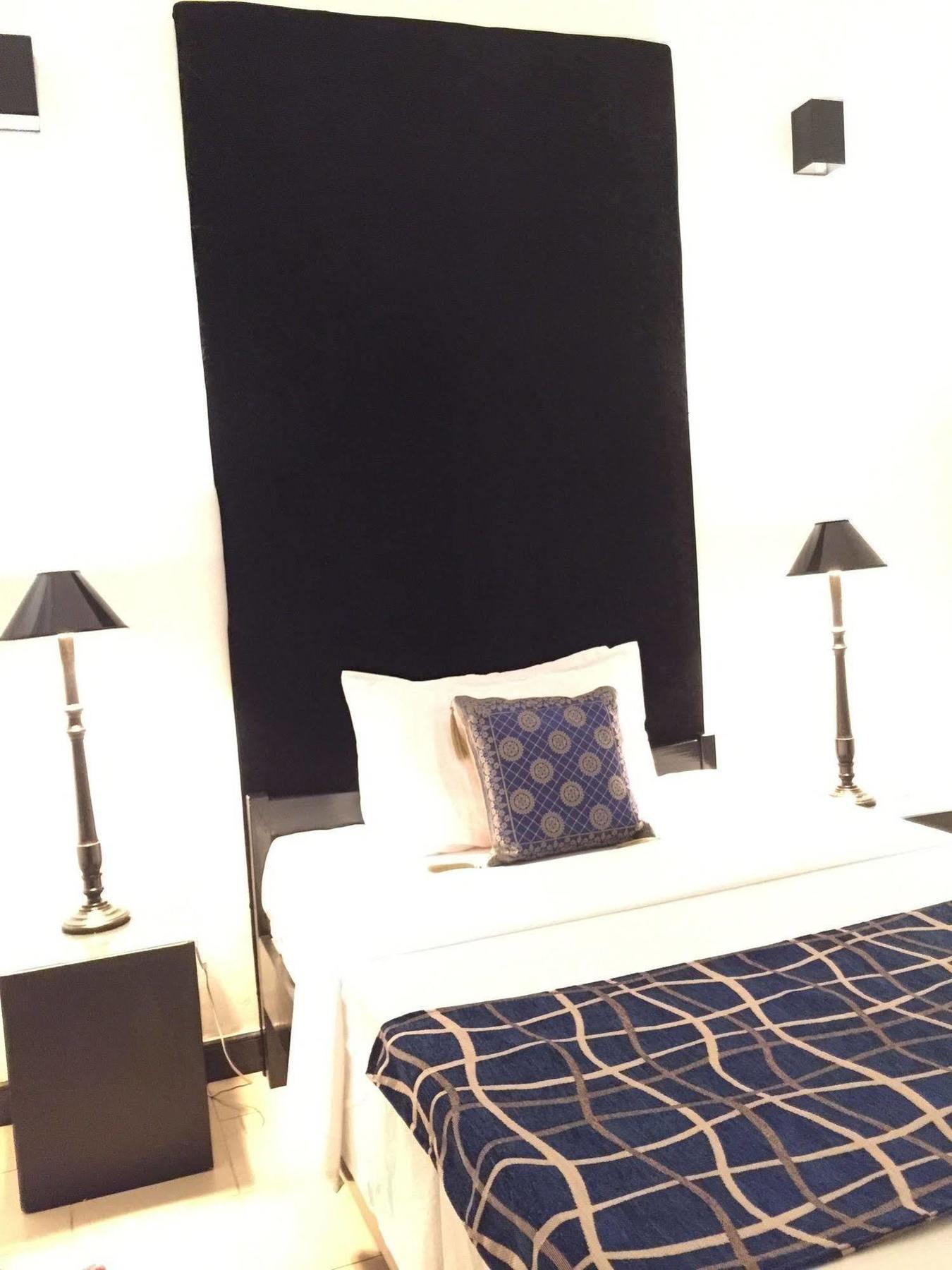 ซีเจ วิลลา Hotel โคลอมโบ ภายนอก รูปภาพ